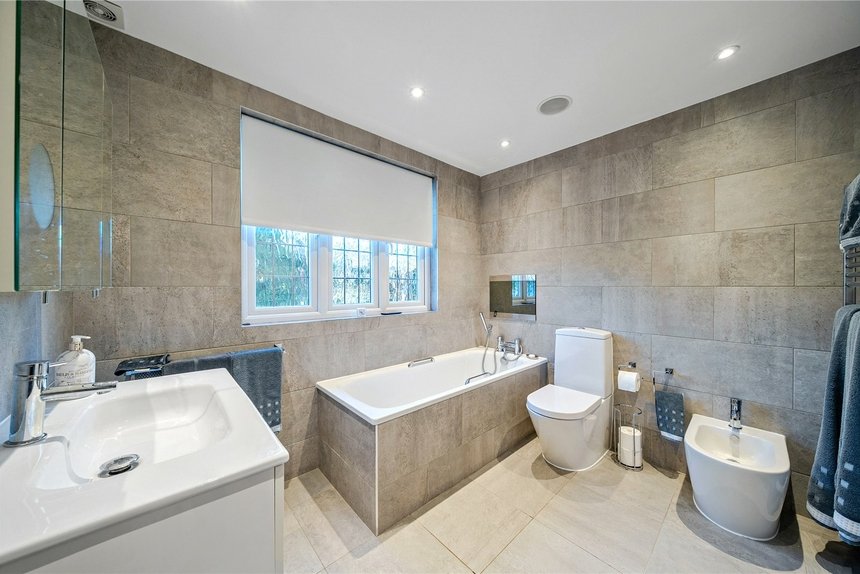 for sale bedford road london 30143 - Gibbs Gillespie