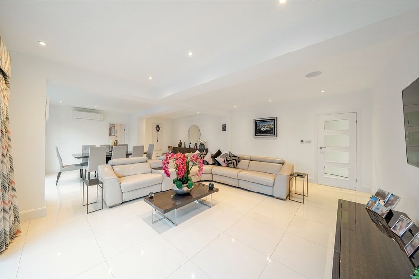 for sale bedford road london 30143 - Gibbs Gillespie