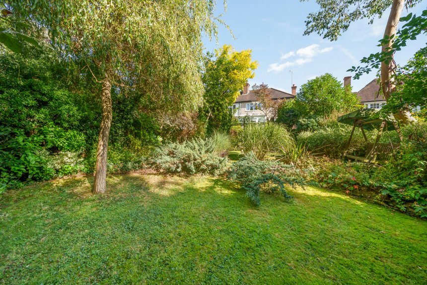 sold woodhall drive london 30208 - Gibbs Gillespie