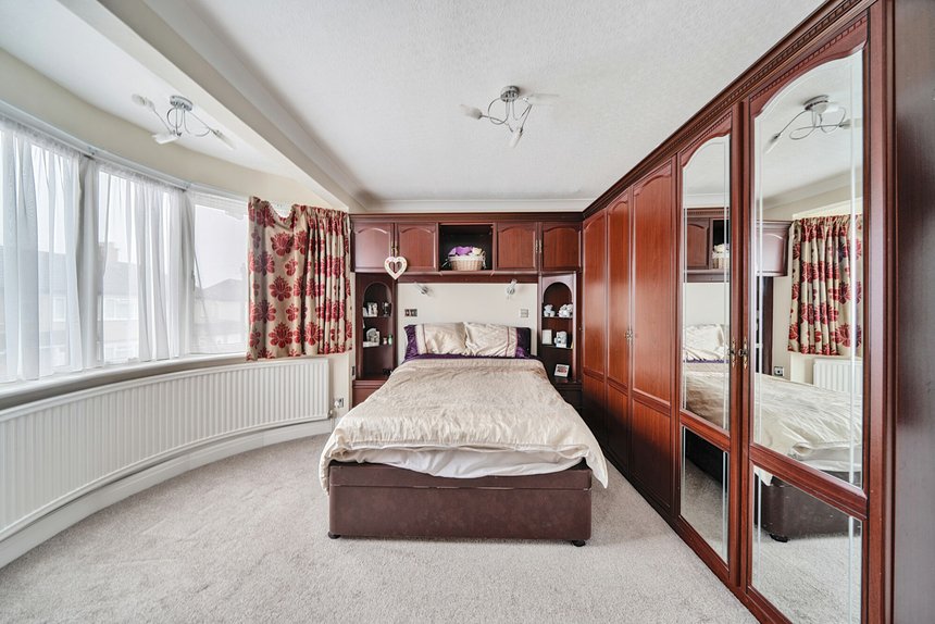 sold brixham crescent london 30277 - Gibbs Gillespie