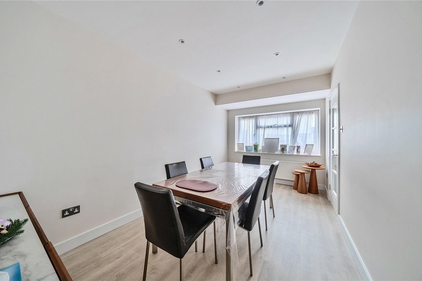 sold brixham crescent london 30277 - Gibbs Gillespie