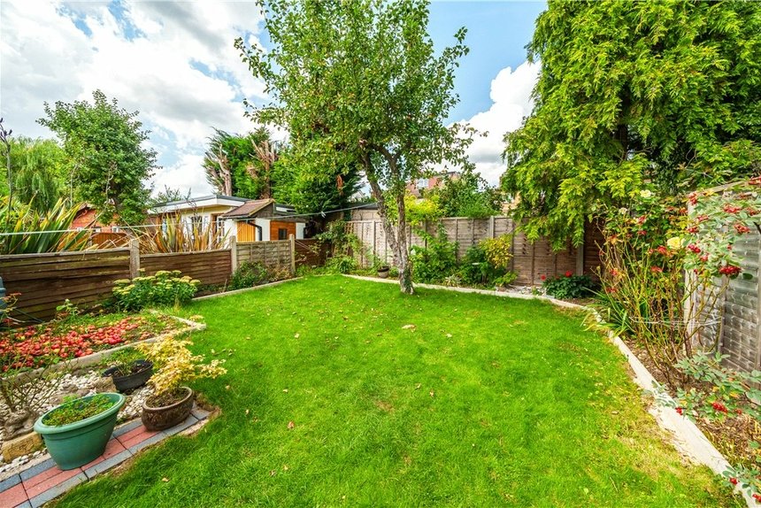 sold southbourne close london 30513 - Gibbs Gillespie
