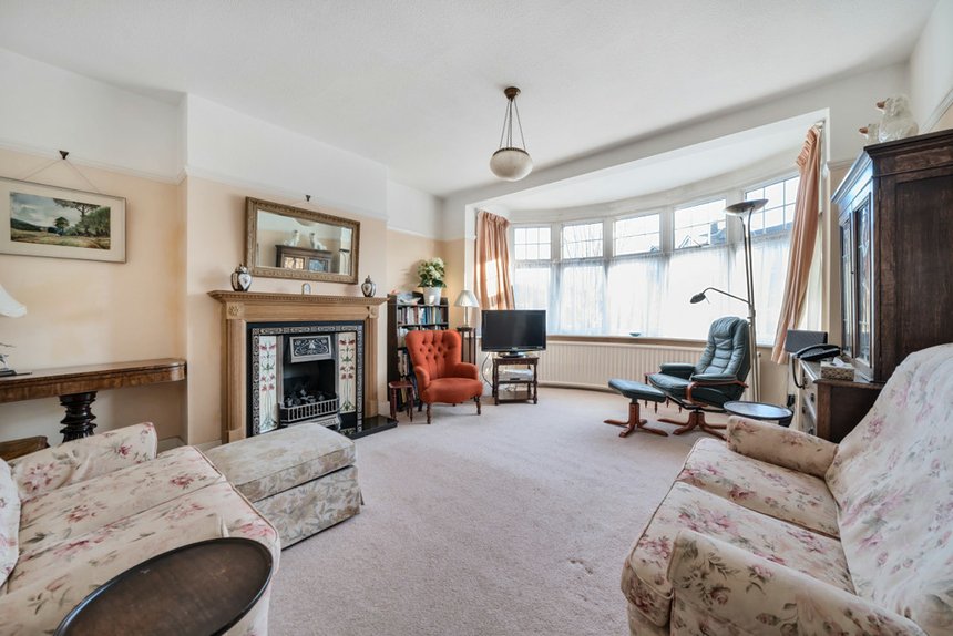 under offer midcroft london 30534 - Gibbs Gillespie