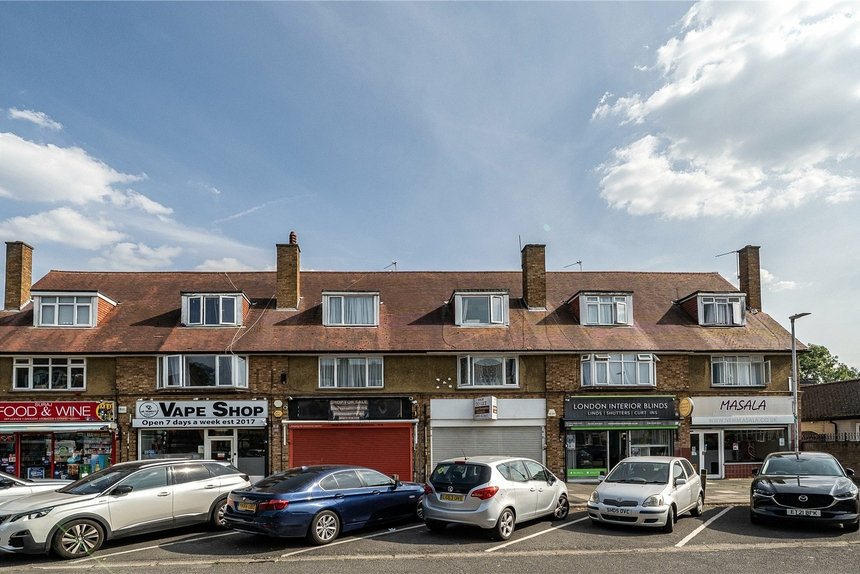 under offer whitby road london 30560 - Gibbs Gillespie