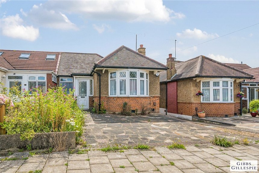 for sale ferring close london 30780 - Gibbs Gillespie