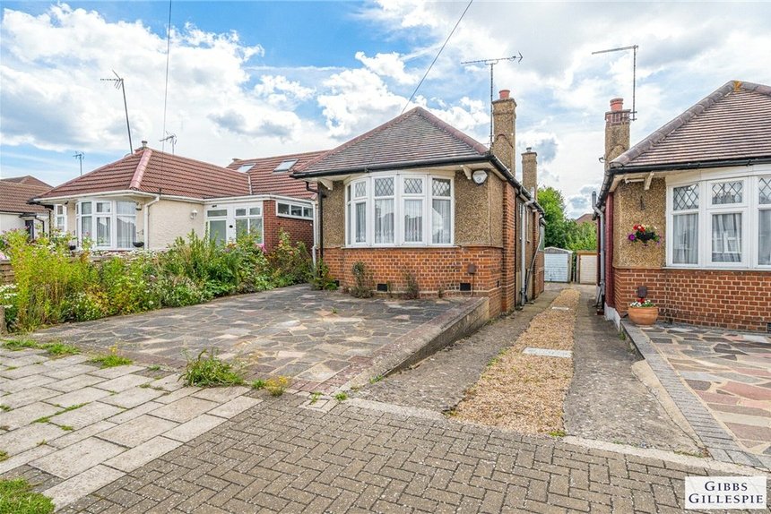 for sale ferring close london 30780 - Gibbs Gillespie