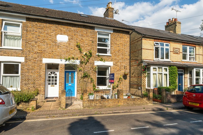 under offer talbot road london 30837 - Gibbs Gillespie