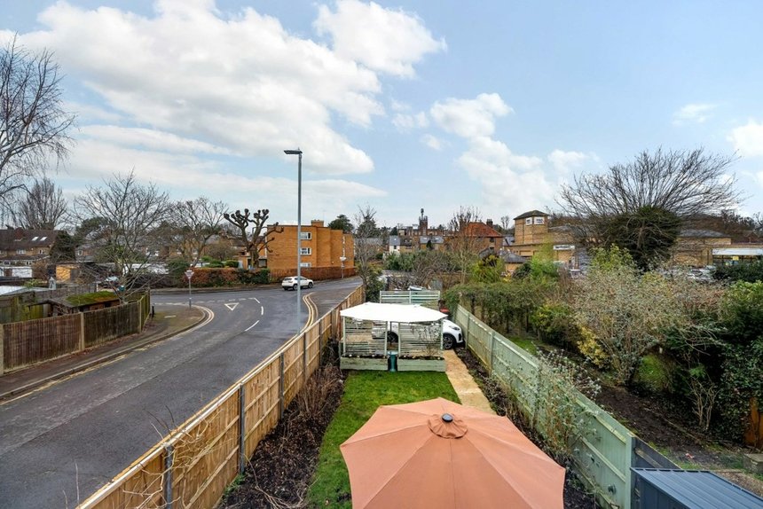 under offer ebury road london 31348 - Gibbs Gillespie