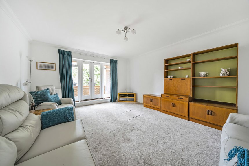 under offer woodman house london 31652 - Gibbs Gillespie