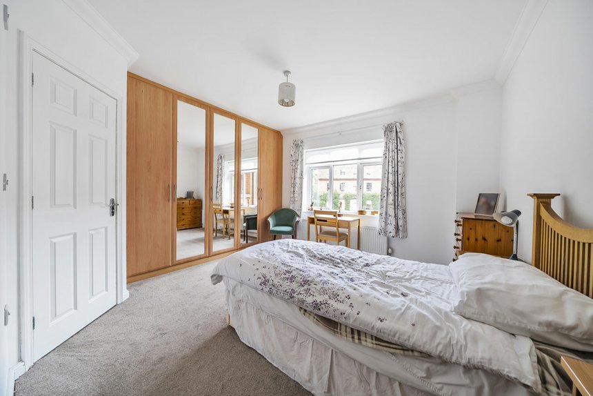 under offer woodman house london 31652 - Gibbs Gillespie