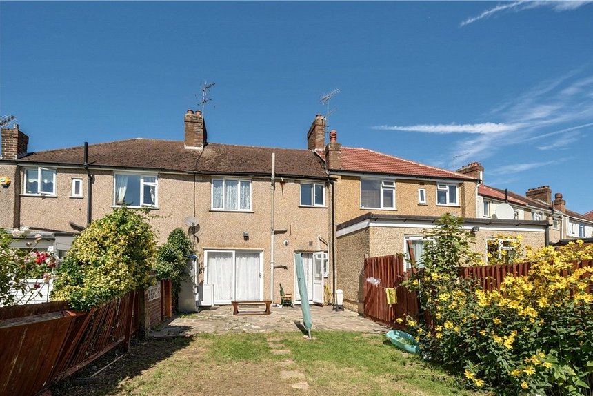 under offer fisher road london 31689 - Gibbs Gillespie