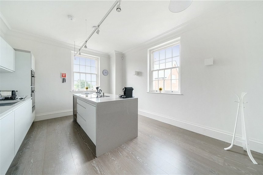 for sale isleworth house london 31792 - Gibbs Gillespie