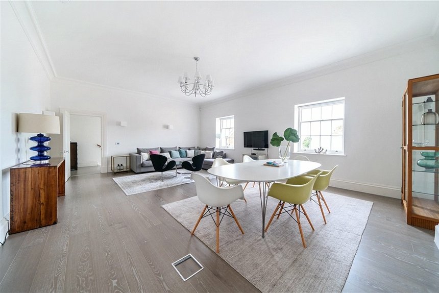 for sale isleworth house london 31792 - Gibbs Gillespie