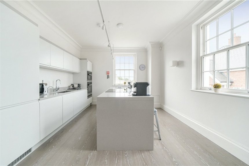 for sale isleworth house london 31792 - Gibbs Gillespie