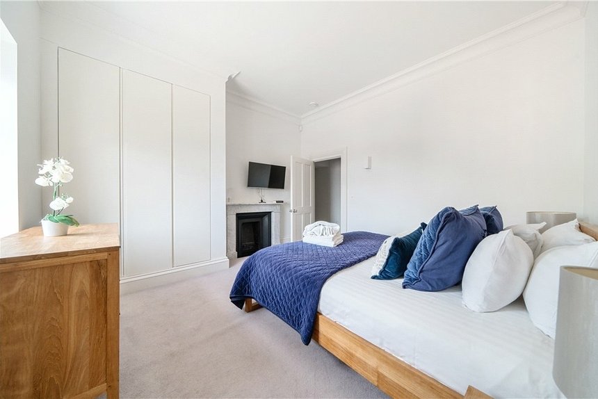 for sale isleworth house london 31792 - Gibbs Gillespie