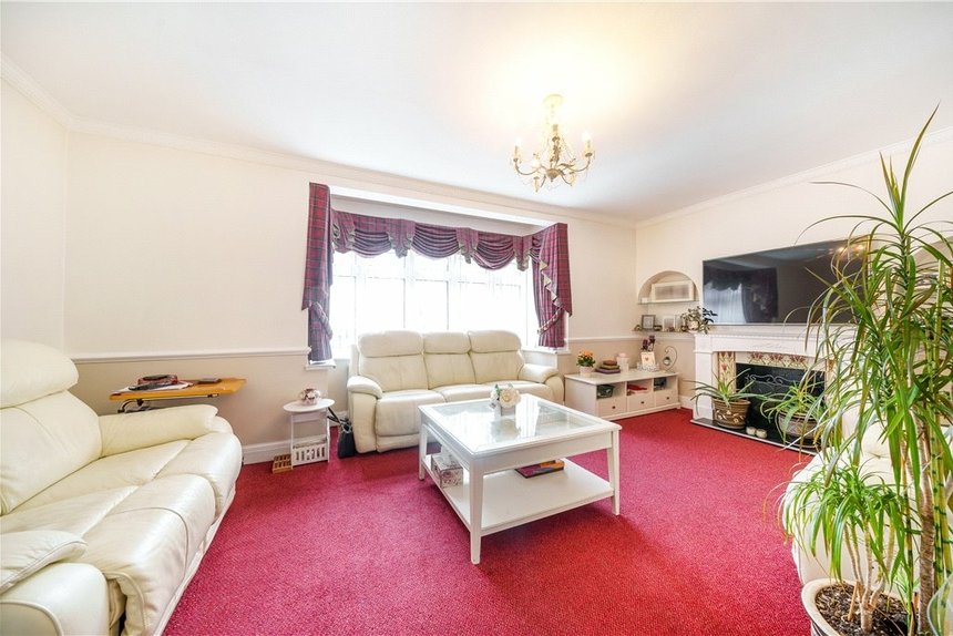 4 bedroom House for sale in The Fairway, Ruislip, Middlesex, HA4