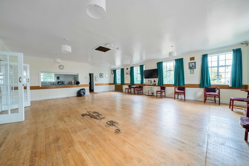 for sale ealing village london 31851 - Gibbs Gillespie