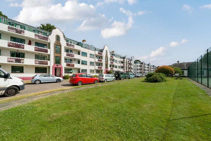 for sale ealing village london 31851 - Gibbs Gillespie