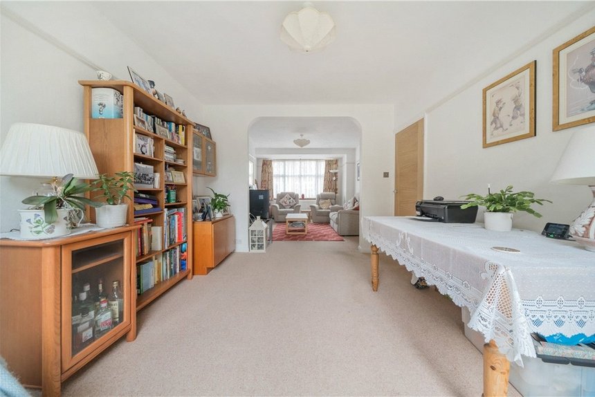 under offer courtfield gardens london 31868 - Gibbs Gillespie