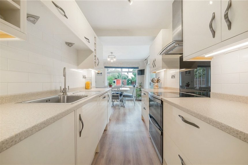 under offer courtfield gardens london 31868 - Gibbs Gillespie