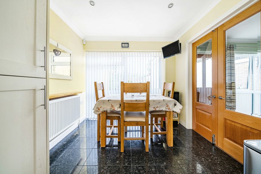 for sale whitstable close london 31888 - Gibbs Gillespie