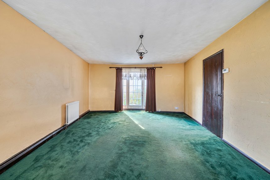 under offer ivy house road london 31941 - Gibbs Gillespie