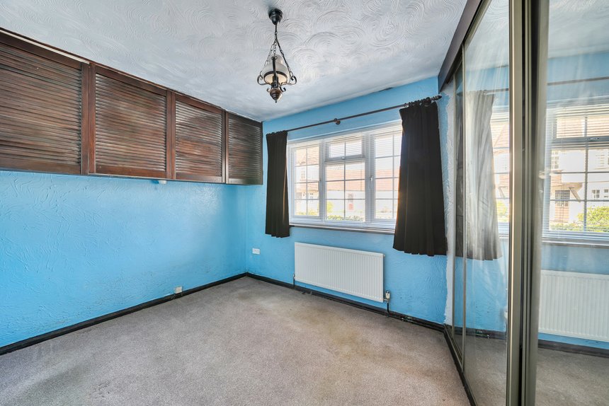 under offer ivy house road london 31941 - Gibbs Gillespie