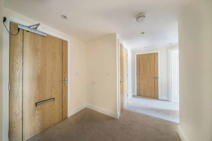 for sale josiah drive london 32075 - Gibbs Gillespie