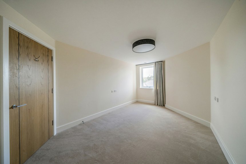 for sale josiah drive london 32075 - Gibbs Gillespie