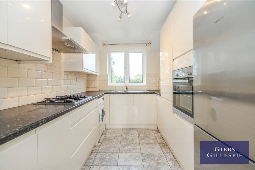 for sale juniper court london 32107 - Gibbs Gillespie