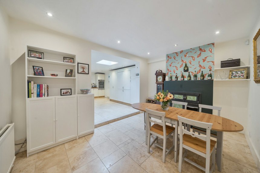 sold lower road london 32179 - Gibbs Gillespie