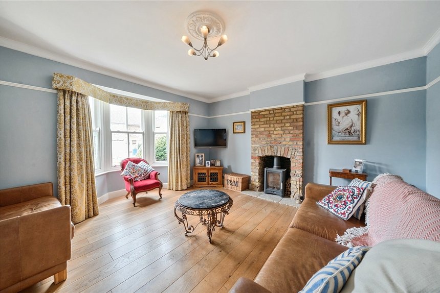 sold lower road london 32179 - Gibbs Gillespie