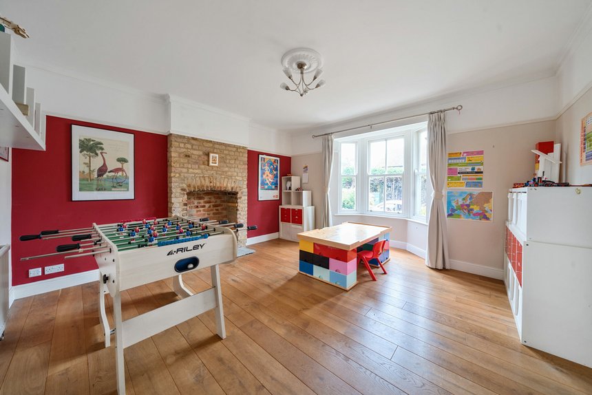 sold lower road london 32179 - Gibbs Gillespie