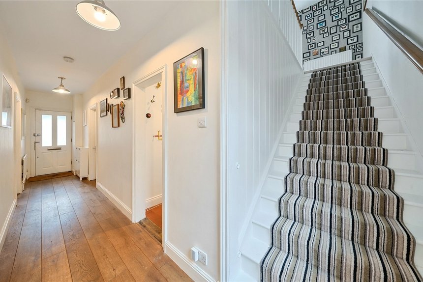 sold lower road london 32179 - Gibbs Gillespie