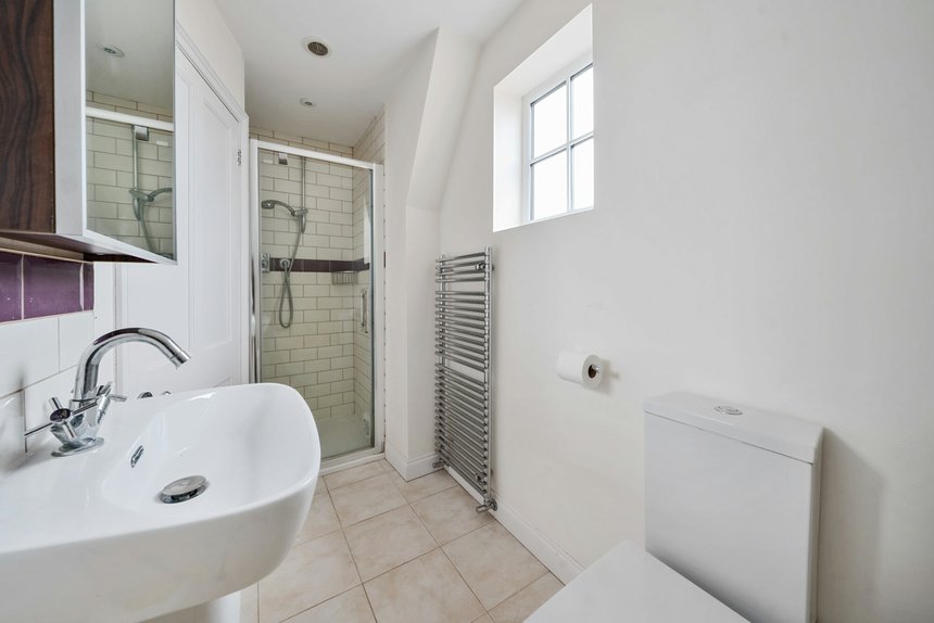 sold lower road london 32179 - Gibbs Gillespie