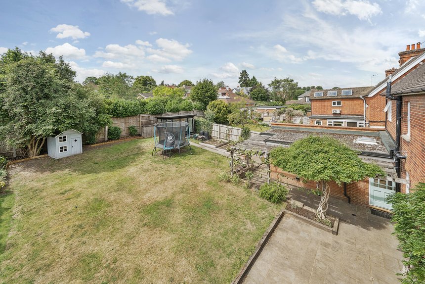 sold lower road london 32179 - Gibbs Gillespie