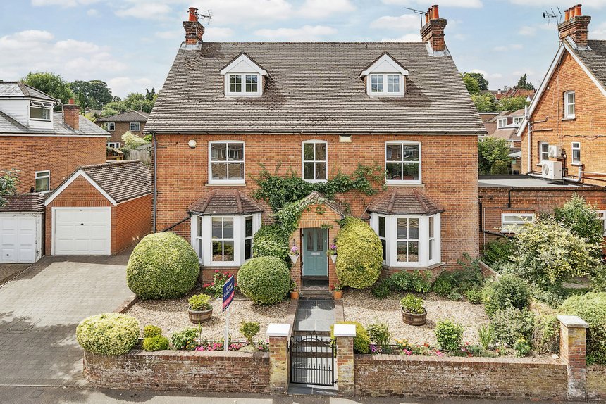 sold lower road london 32179 - Gibbs Gillespie