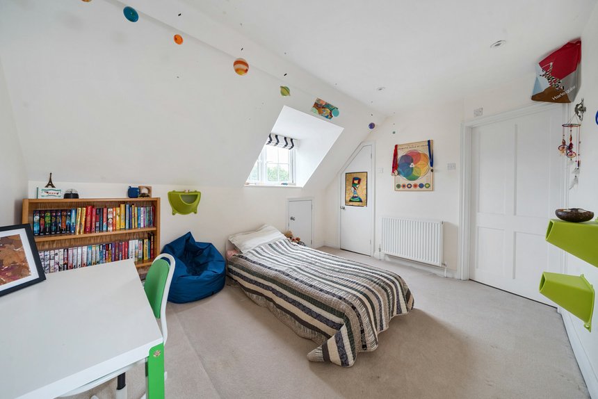 sold lower road london 32179 - Gibbs Gillespie