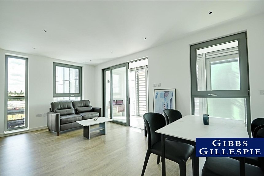 available apartment london 32191 - Gibbs Gillespie