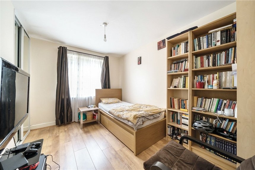 sold cecil manning close london 32362 - Gibbs Gillespie
