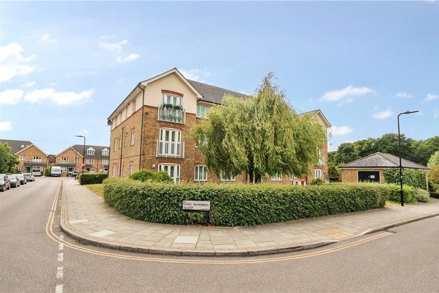 sold cecil manning close london 32362 - Gibbs Gillespie