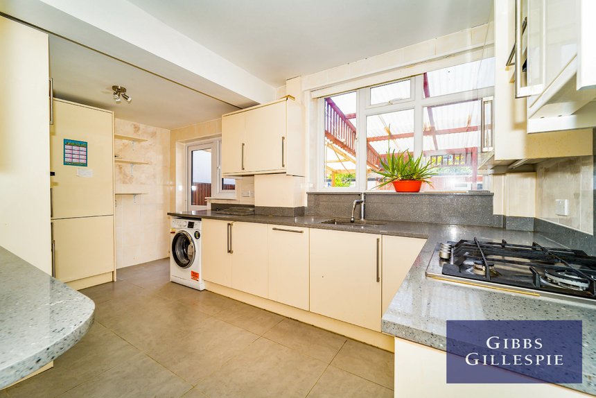 let romney drive london 32388 - Gibbs Gillespie