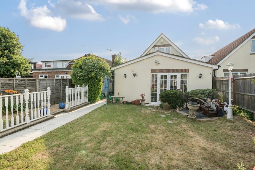 for sale copperfield avenue london 32477 - Gibbs Gillespie