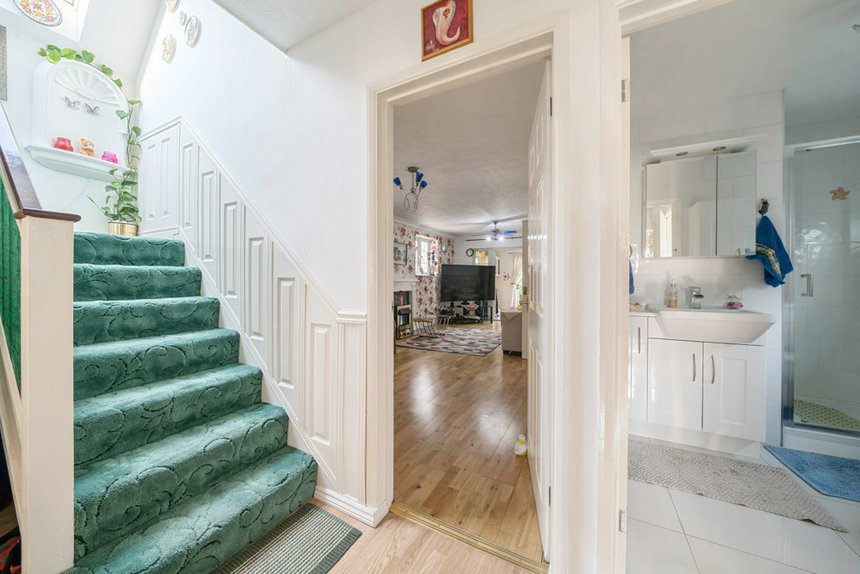 for sale copperfield avenue london 32477 - Gibbs Gillespie