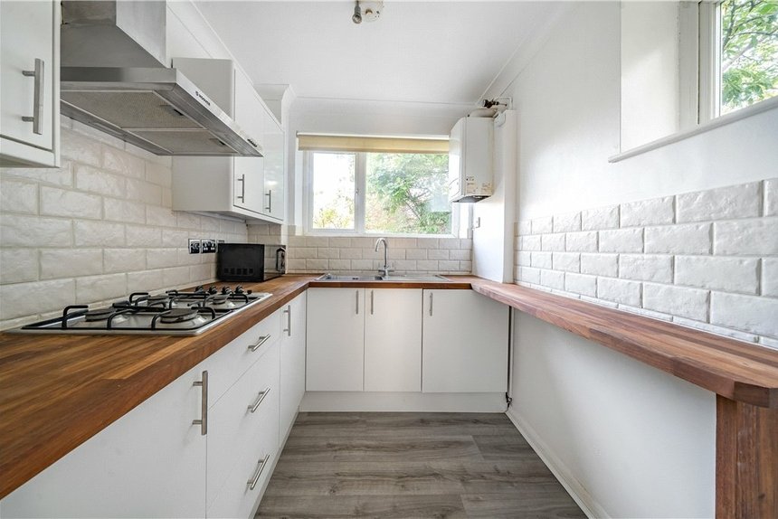 for sale mount avenue london 32536 - Gibbs Gillespie