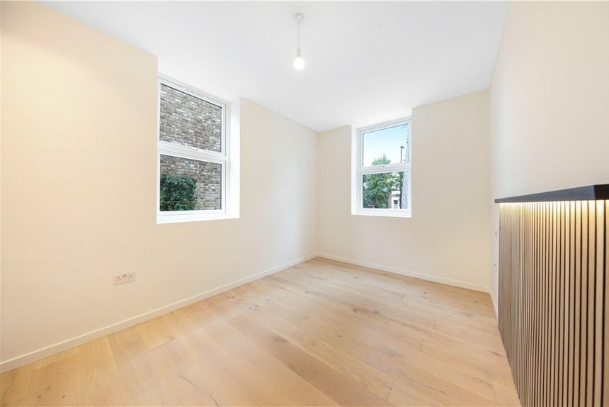 for sale sutherland road london 32551 - Gibbs Gillespie