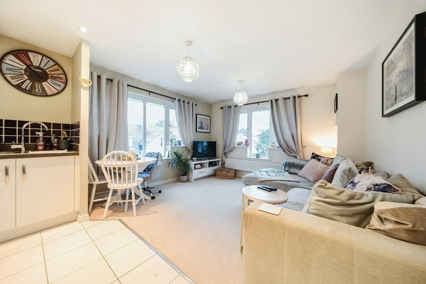 for sale wren lane london 32563 - Gibbs Gillespie