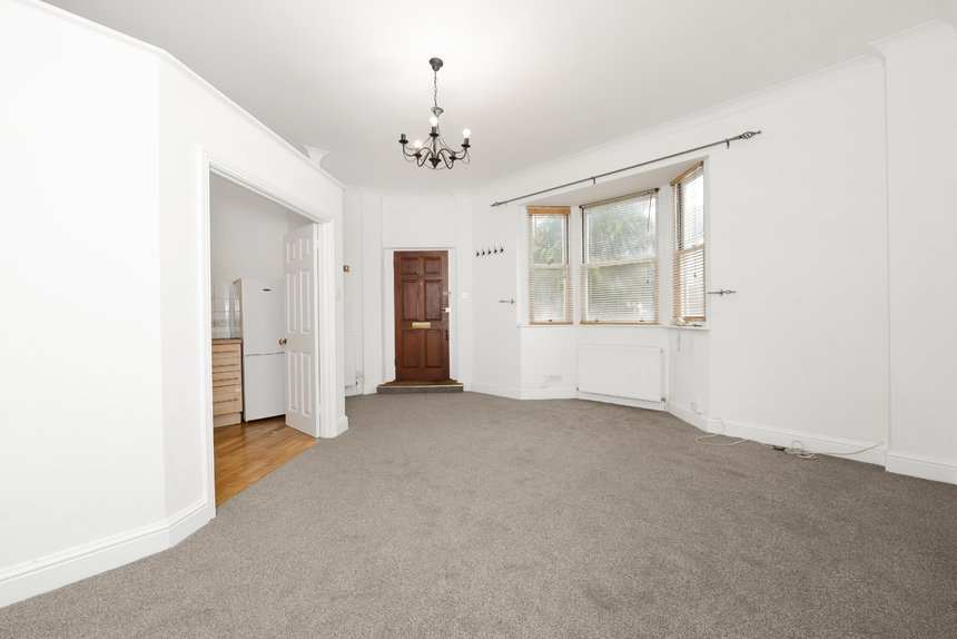 available flat 4 london 32712 - Gibbs Gillespie