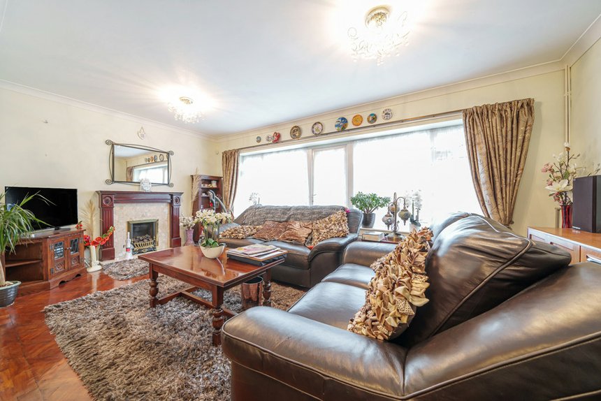 for sale tudor way london 32732 - Gibbs Gillespie