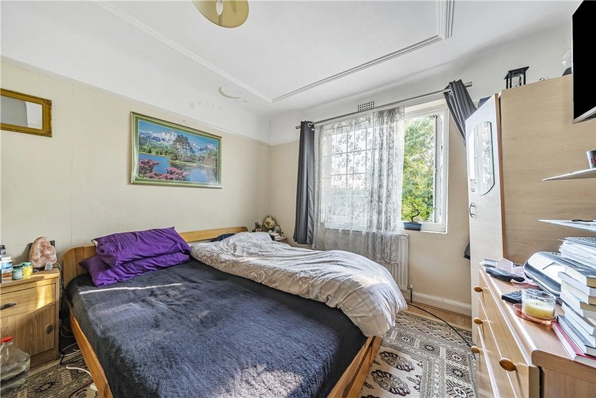 for sale uppingham avenue london 32773 - Gibbs Gillespie